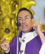 El cardenal Rodrguez Maradiaga denuncia la situacin de la juventud de su pas que se ve empujada a emigrar