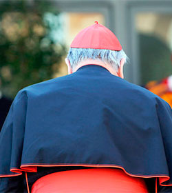 El Papa confirma en sus cargos curiales a los cardenales Braz de Aviz, Tauran y Ravasi