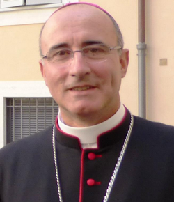 Mons. Sturla advierte que la Iglesia no acepta la gua sobre educacin sexual del gobierno uruguayo