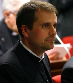 Monseor Novell recuerda que los abogados que actan ante el Tribunal eclesistico diocesano deben ser catlicos