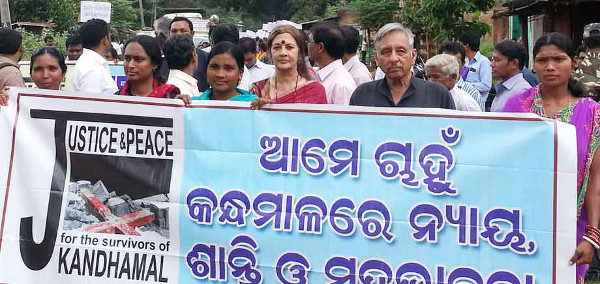 Miles de cristianos se manifiestan en Orissa a los siete aos de la masacre perpetrada por hindes