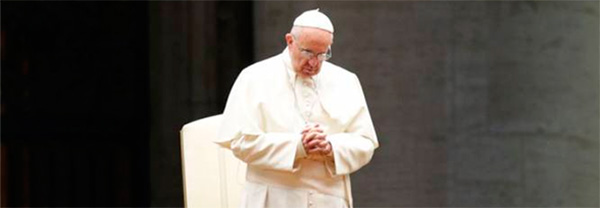 Papa Francisco en Vigilia del Snodo: La familia es luz en la oscuridad del mundo