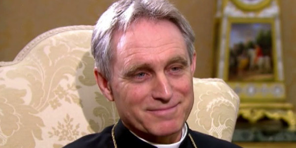 Mons. Gnswein: Si un Papa quiere cambiar algo de la doctrina, entonces debe decirlo con claridad