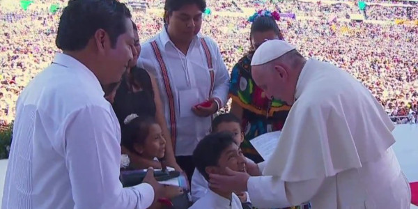 El Papa se encuentra con las familias mexicanas en Tuxtla Gutirrez