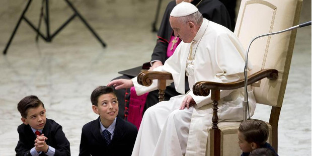 El Papa enva a la misin a doscientas setenta familias del Camino Neocatecumenal