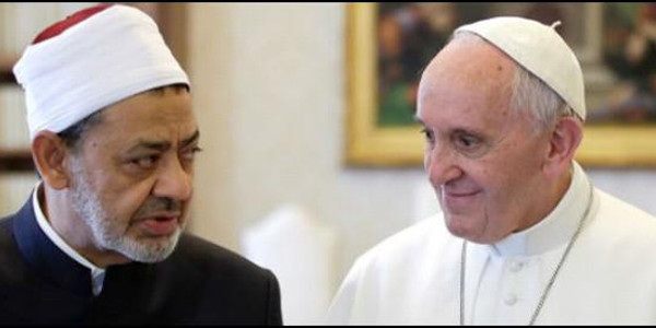 El Papa recibe al imn de la mezquita Al Alzhar de El Cairo