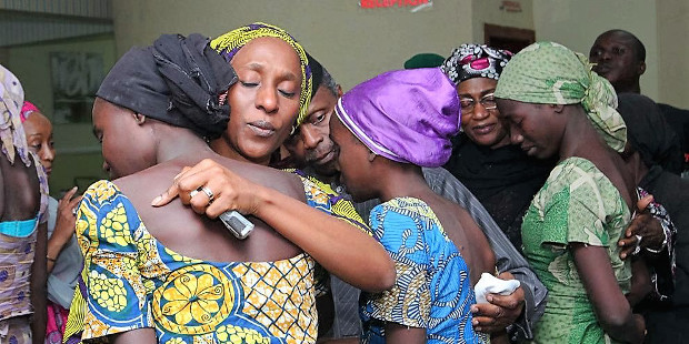 La joven liberada del secuestro de Boko Haram pide orar por la liberacin del resto