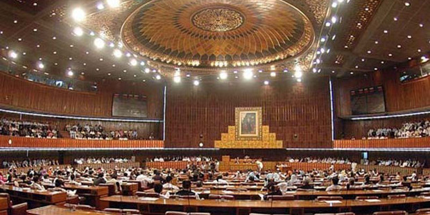 El Senado de Pakistn debate sobre la ley de blasfemia
