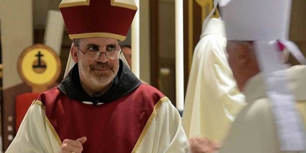 Un Obispo estadounidense cuestiona la enseanza de la Iglesia sobre la homosexualidad