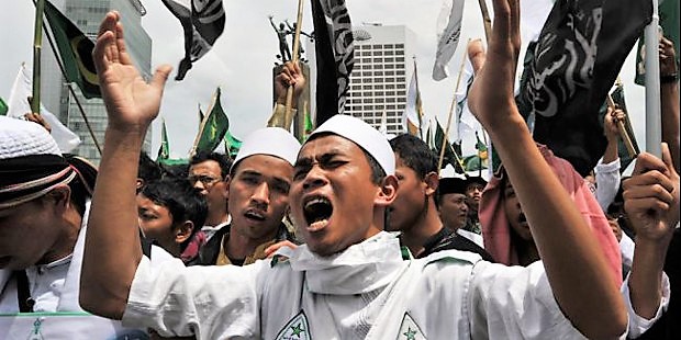 Indonesia: Vamos a quemar la iglesia si las obras continan adelante