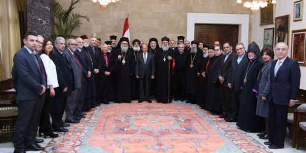 Michel Aoun: El primer peligro para los cristianos de Oriente Medio no son las bombas sino el ansia de dinero