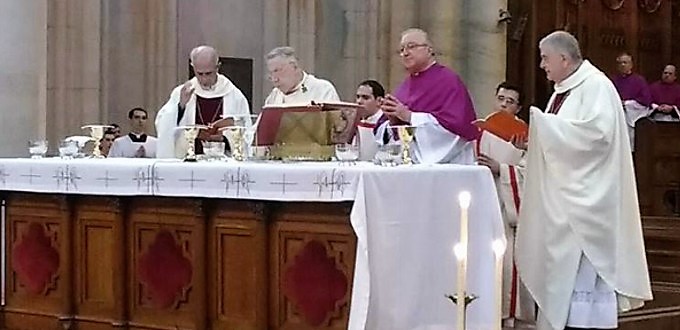 Mons. Aguer cumple sus bodas de plata como obispo