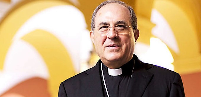 El arzobispo de Sevilla considera escandalosa la divisin en algunas hermandades