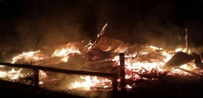 Terroristas de la causa mapuche incendian tres iglesias en Chile