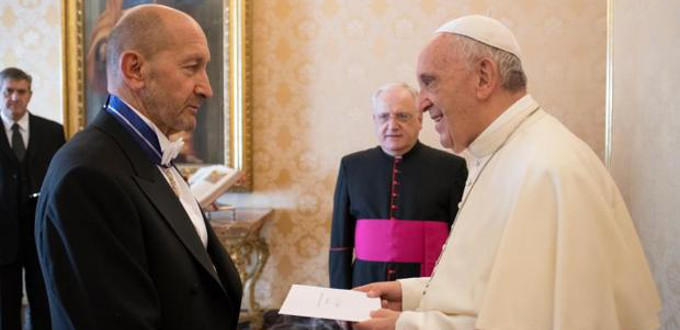 El Papa manifiesta al nuevo embajador de Espaa ante el Vaticano su oposicin a la secesin de Catalua