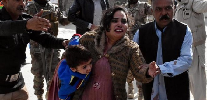 Al menos 9 muertos y 30 heridos en un ataque con explosivos contra una iglesia metodista en Pakistn