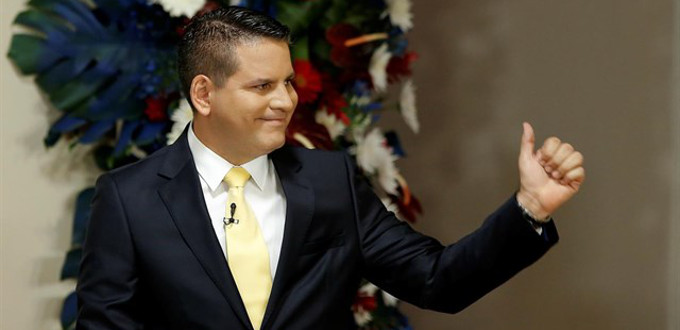 El predicador evanglico Fabricio Alvarado gana la primera vuelta de las presidenciales en Costa Rica