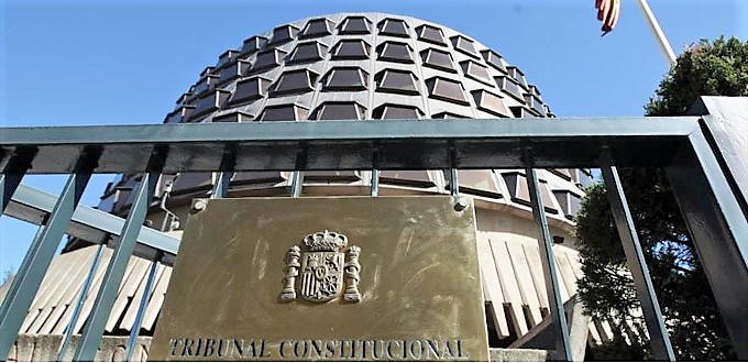El Constitucional sentencia que abortar es un derecho de la mujer en Espaa y limita la objecin de conciencia