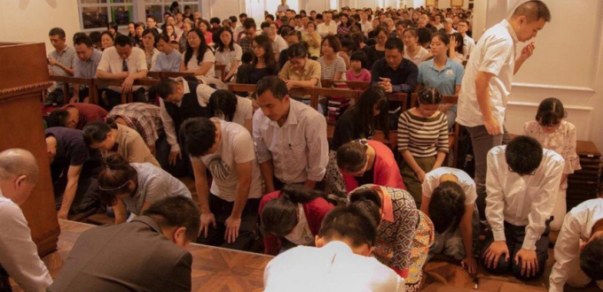 Chengdu, abusos y violencia de la polica tras el arresto de 100 cristianos protestantes