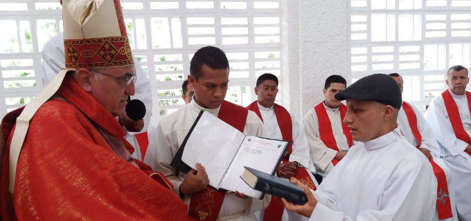 Joven seminarista colombiano con enfermedad terminal ser ordenado sacerdote