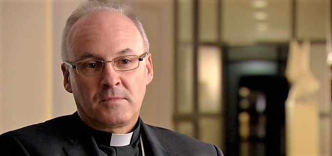 Mons. Voderholzer recuerda que el celibato se acepta de forma voluntaria y advierte de los problemas que traera suprimirlo