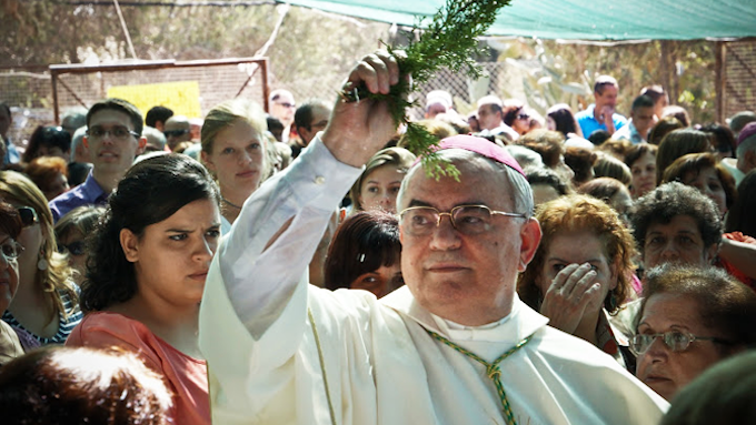 Mons. Marcuzzo cree desproporcionada la reaccin del estado de Israel a los ataques de Hamas
