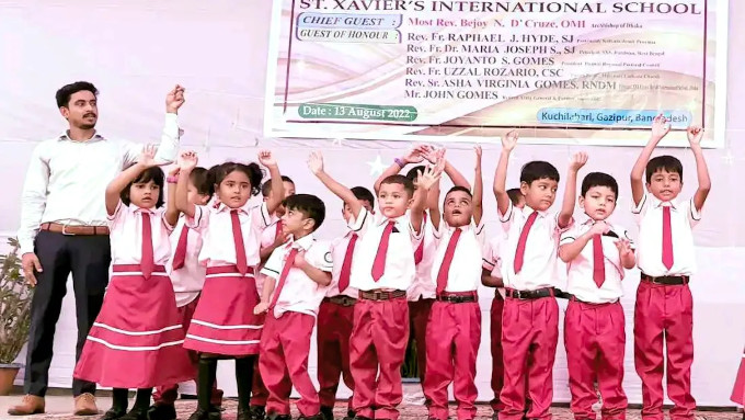 Se abre la primera escuela de la Compaa de Jess en Bangladesh