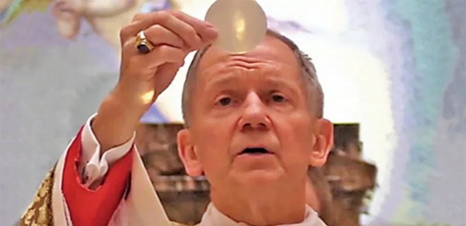 Mons. Paprocki dice que los catlicos que van a la Misa tridentina son fieles a la Iglesia