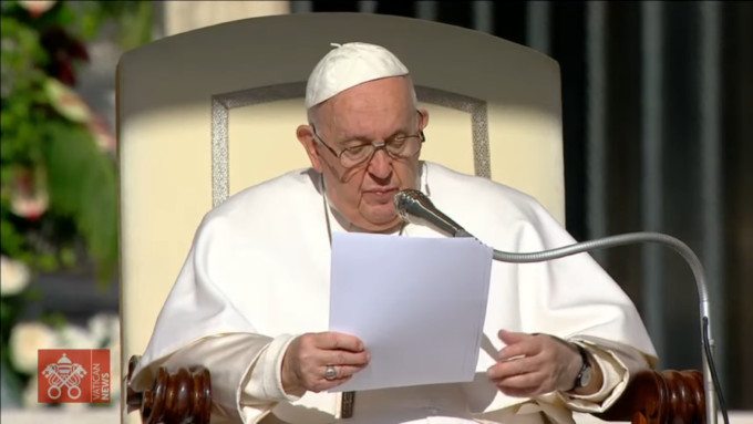 El Papa dice que no se puede evangelizar desde una oficina y un ordenador haciendo polmicas