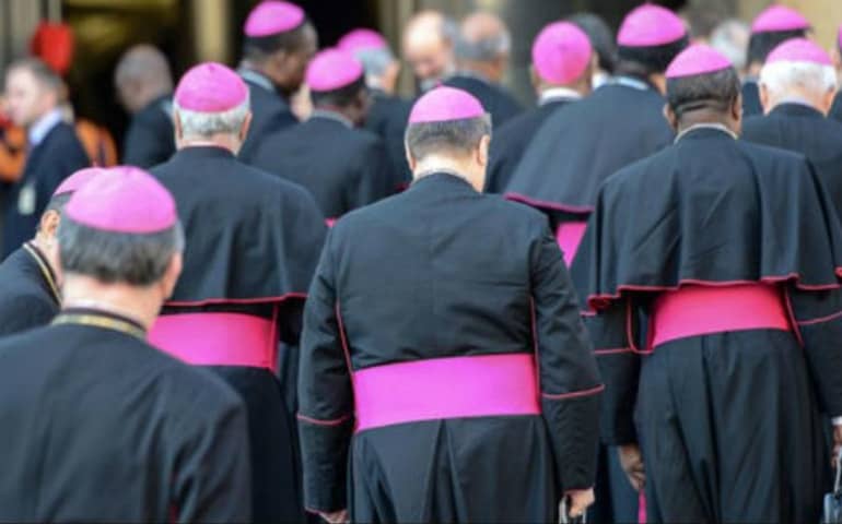 Los obispos no estn obligados a presentar su dimisin a los 75 aos