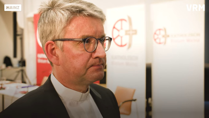 Mons. Kohlgraf compara la situacin actual de la Iglesia en Alemania con la de los Pases Bajos tras el Concilio