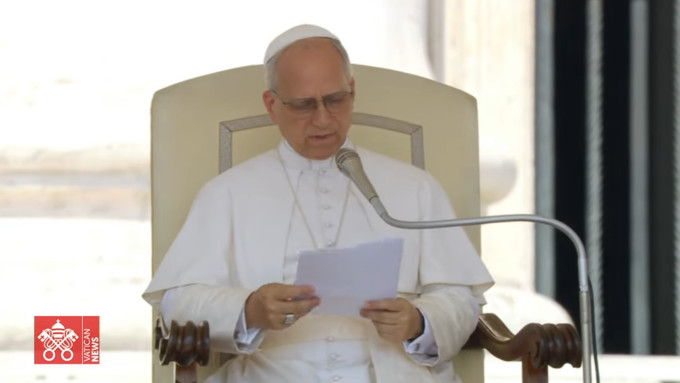 «¡Pidamos volver a habitar en el Corazón de Cristo, que es la verdadera casa de la misericordia!» «¡Pidamos volver a habitar en el Corazón de Cristo, que es la verdadera casa de la misericordia!»