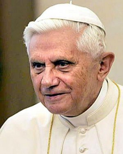 Benedicto XVI: El hombre lleva en s un misterioso deseo de Dios
