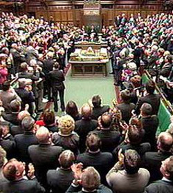 El Parlamento britnico declara como genocidio la persecucin del Estado Islmico a las minoras religiosas
