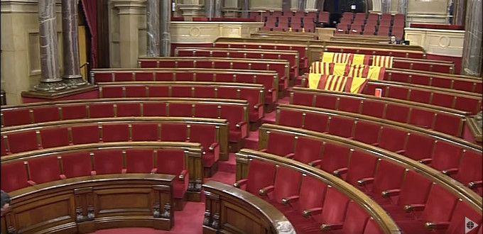 El parlamento catalán confirma el golpe de Estado votando a favor de la secesión de Cataluña