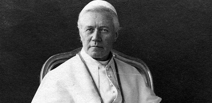 San Pío X: «El protestantismo es el compendio de todas las herejías para ruina de las almas»