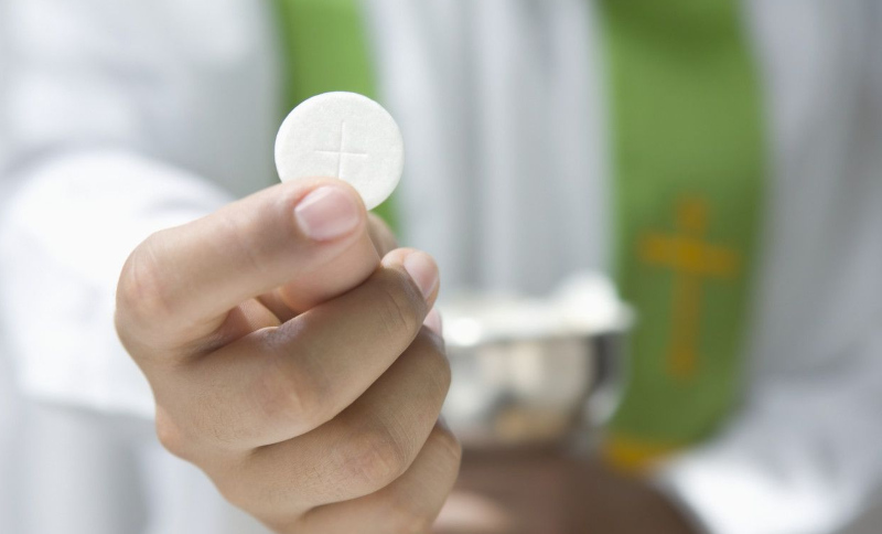 Llegan a Irlanda las ceremonias civiles alternativas a la Primera Comunin