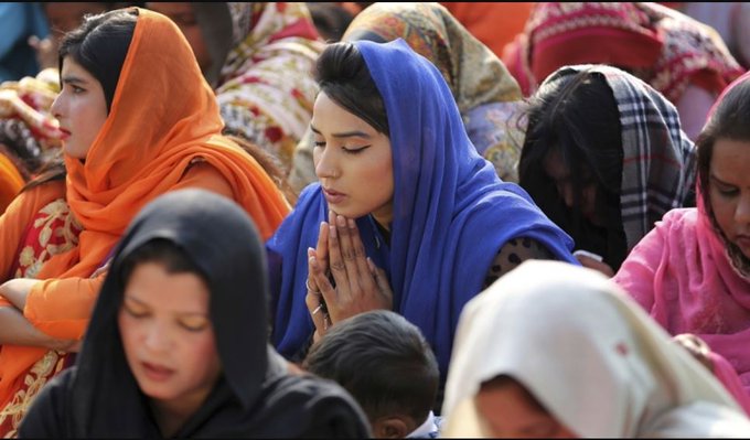 Las conversiones forzadas de nias y mujeres al Islam son una plaga en Pakistn