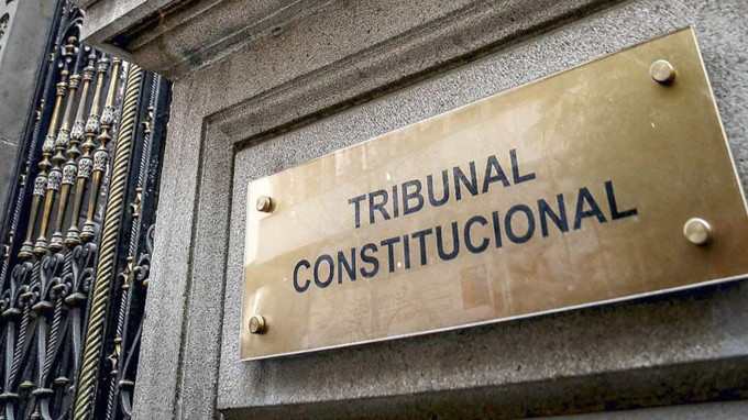 El Constitucional obliga a la comunidad autónoma de Murcia a indemnizar a una mujer por enviarla a Madrid a abortar