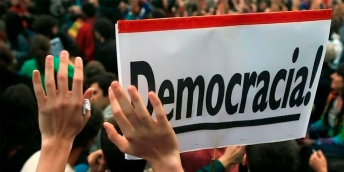La democracia amenazada