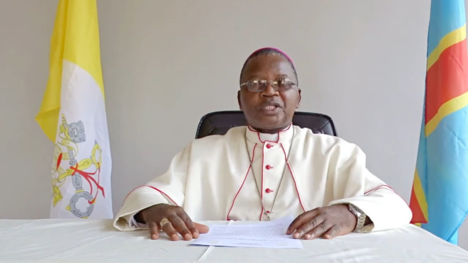 Mons. Utembi Tapa: en el Congo existe «cierta aversión al matrimono»
