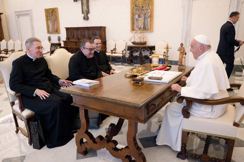 El Papa Francisco recibe al Instituto de Cristo Rey