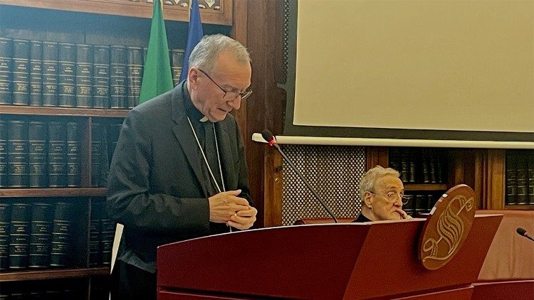 El cardenal Parolin valora la conferencia de paz en Suiza a pesar de la ausencia de Rusia