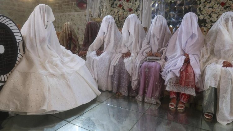 Obispos de Pakistn celebran aprobacin de ley de matrimonio revisada