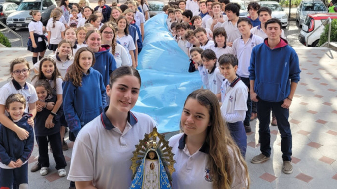 Argentina: ir a un colegio catlico no influye en la fe de la mayora de los alumnos