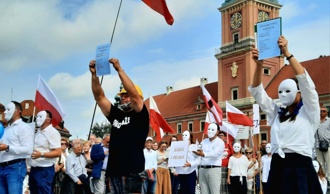 Los profesores de religin en Polonia piden al gobierno que no persiga la fe como hicieron los comunistas