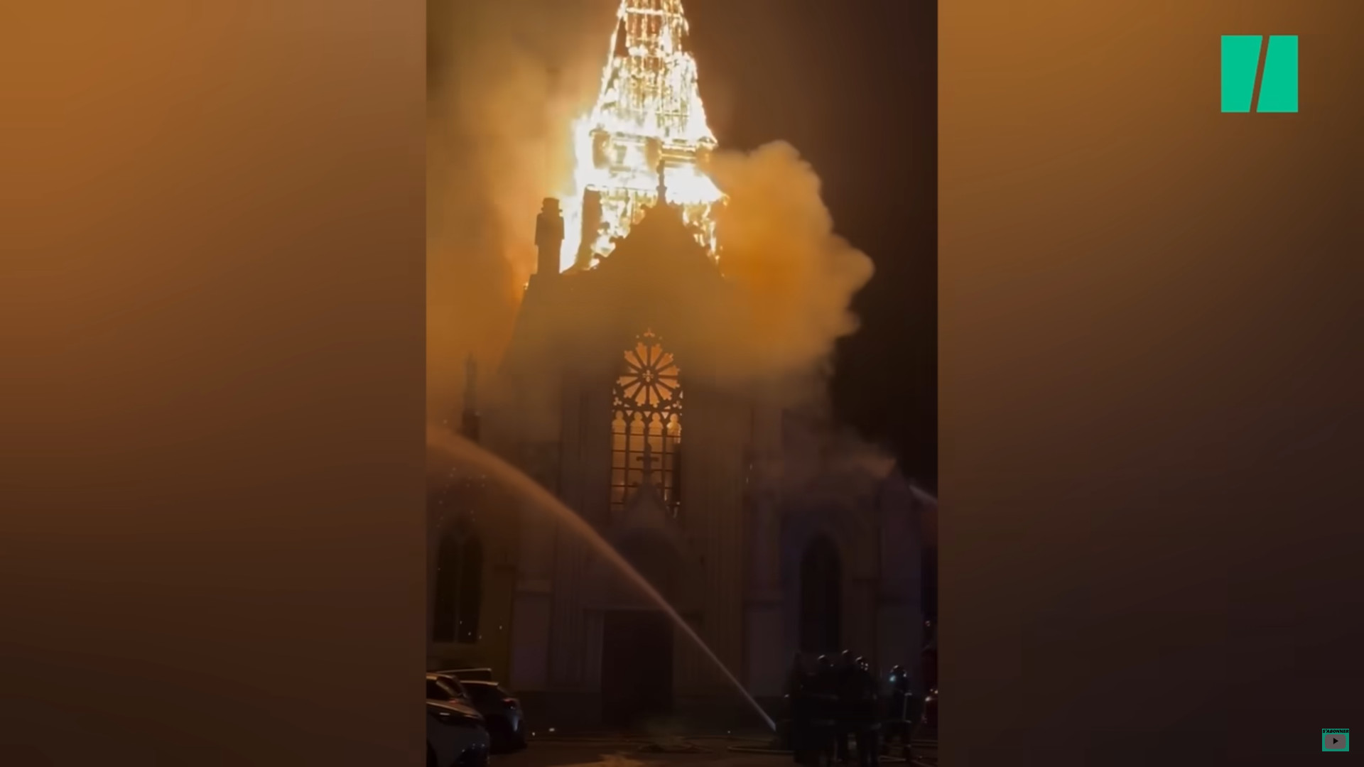 Un incendio arrasa la iglesia de la Inmaculada Concepcin en la localidad francesa de Saint-Omer