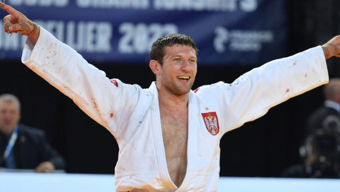 Sancionan a un judoca serbio por santiguarse antes de un combate en los Juegos de Pars