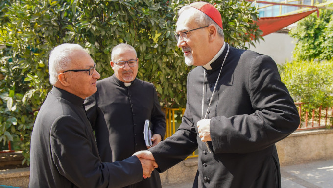 El cardenal Pizzaballa visita la parroquia de Jenin tras el ataque de Israel a Cisjordania