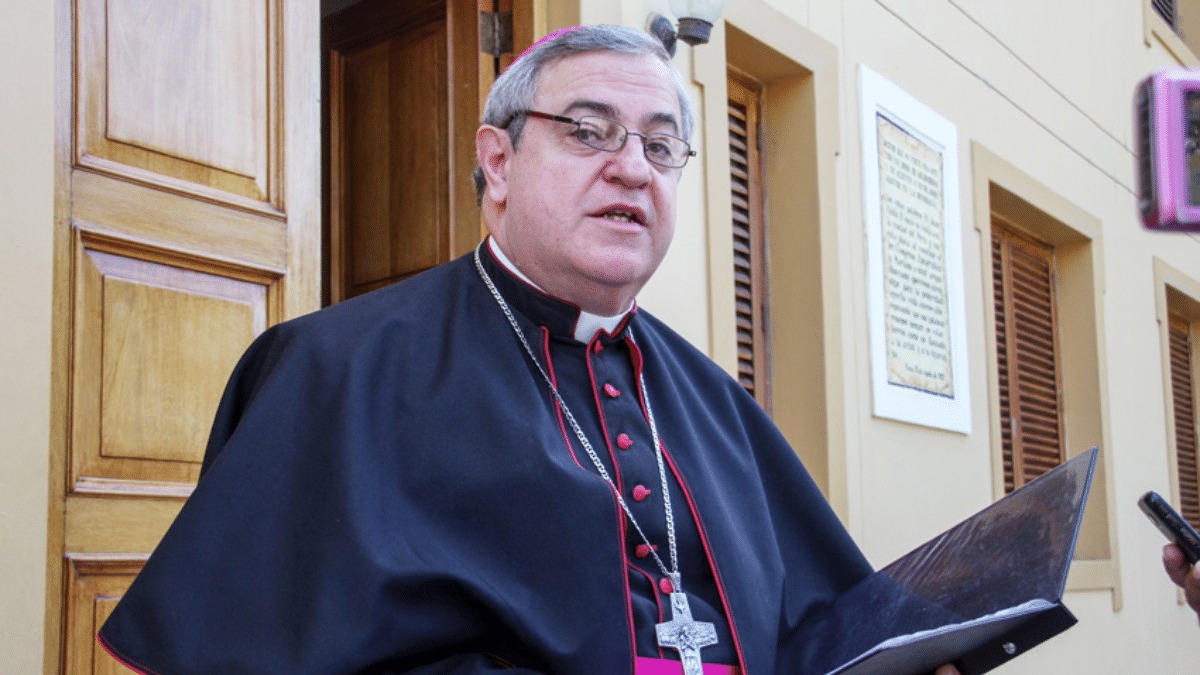 Mons. Eguren lamenta su expulsin del Sodalicio y confa en que se haga justicia